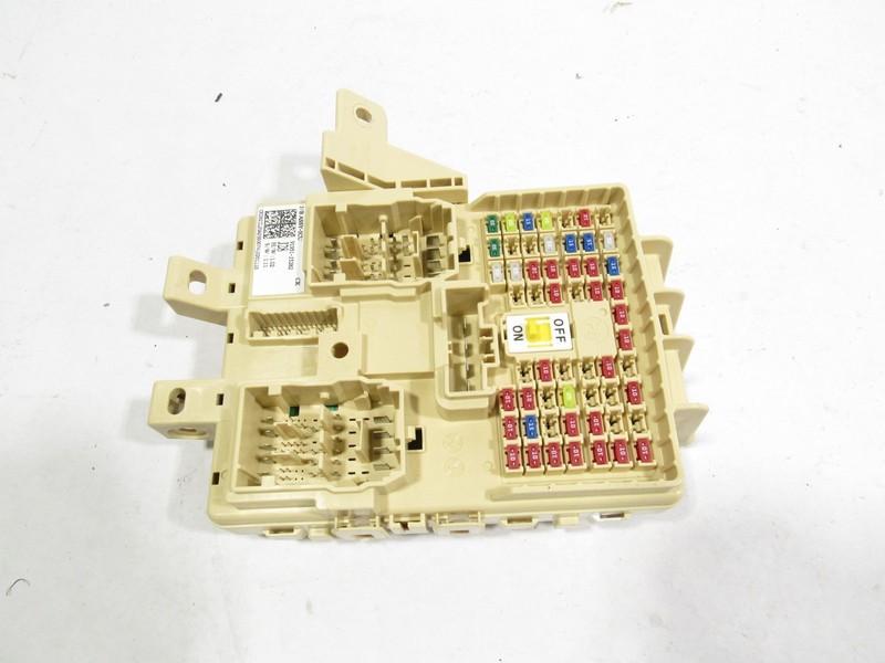 18-23 Kia Stinger GT1 2019 Interior Cabin Fuse Relay Junction Box Block Unit |
