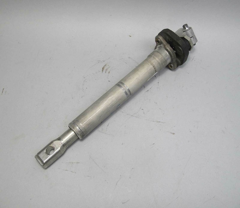 2013-2017 BMW F10 M5 F12 650i M6 Lower Steering Column Joint Giubo OEM