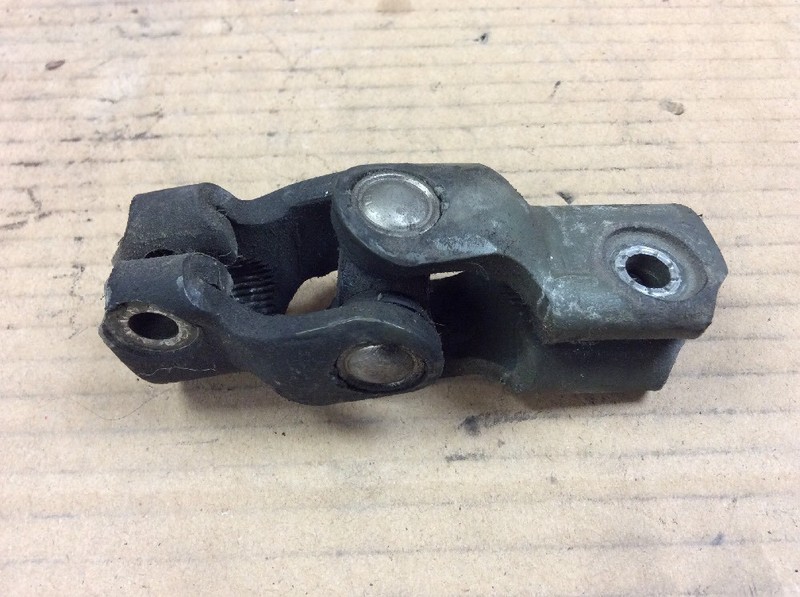 97 98 99 00 01 Prelude Steering Column Shaft U Joint “B” Swivel Coupler Used OEM