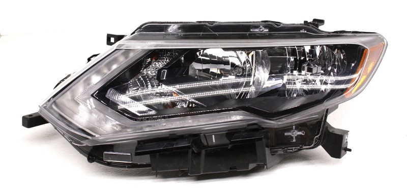 OEM Nissan Rogue Left Driver Side Halogen Headlamp 26060-6FL0A - Tab Missing