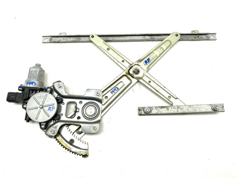 Right Passenger Front Window Regulator Fits 2008-2010 Mitsubishi Lancer 84393