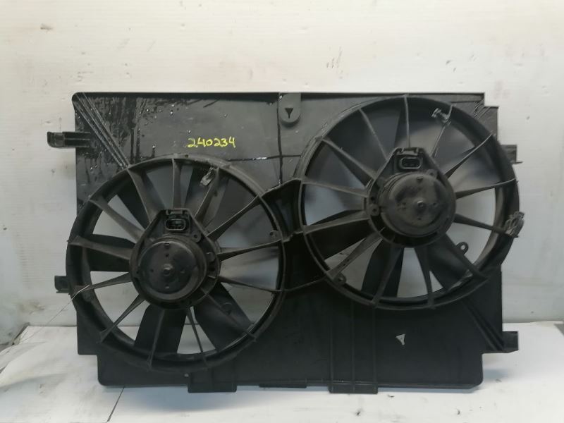 Radiator Fan Motor Fan Assembly Fits 98-04 CORVETTE 1395621