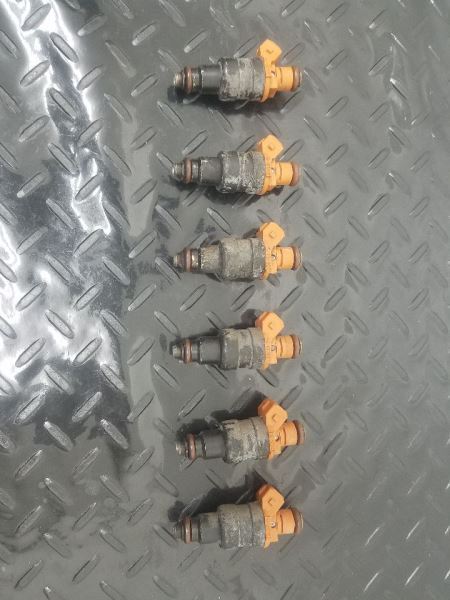 94-00 Dodge Caravan 3.3L 3.8L Fuel Injector Set Of 6 OEM 04612402