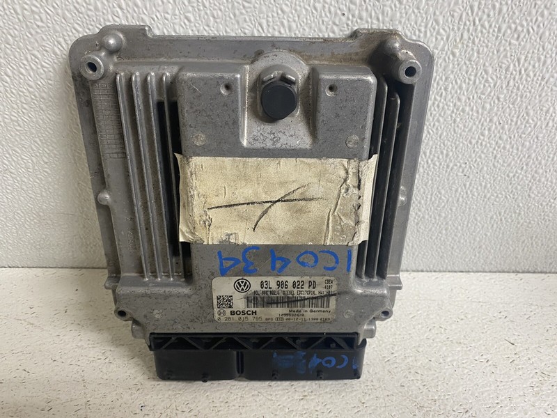 2009-2010 VW 2.0 Diesel CBEA Auto Engine Computer Ecu Ecm Pcm 03L 906 022 PD Oem