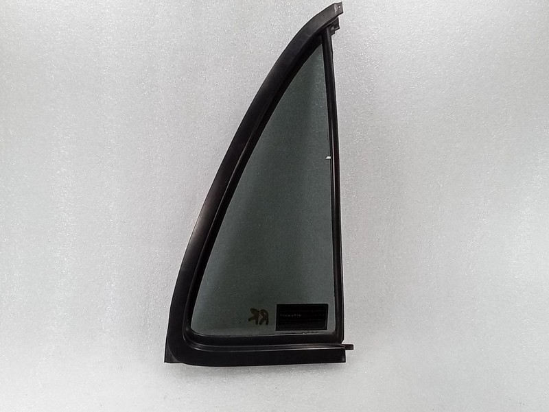 1996-2002 4 Runner 56818A Rear Right Side Vent Window Glass 6812335040