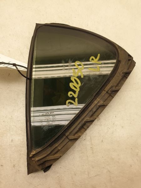 11-17 LEXUS CT200H 1.8L DRIVER SIDE REAR DOOR VENT GLASS