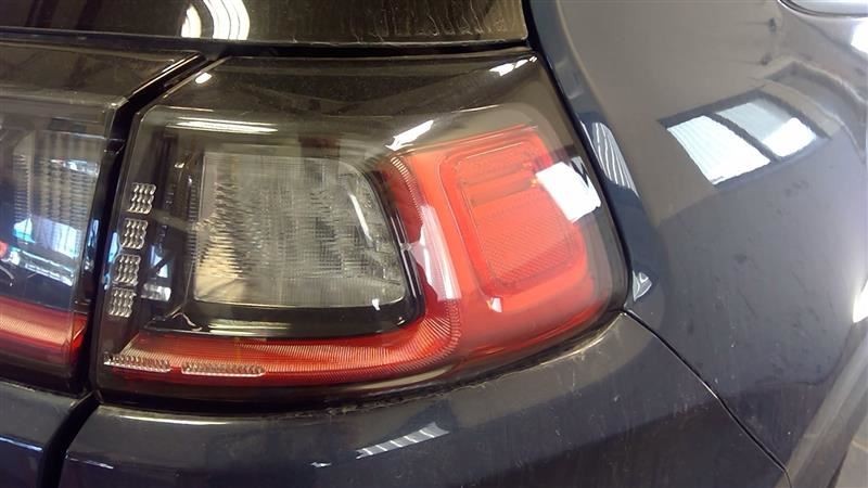 Passenger Tail Light Quarter Panel Mounted Fits 19-23 CHEROKEE 3378338