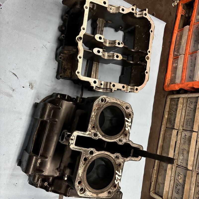 1988 Kawasaki Mule 1000 KAF450 Motor Crank Case And Cylinder