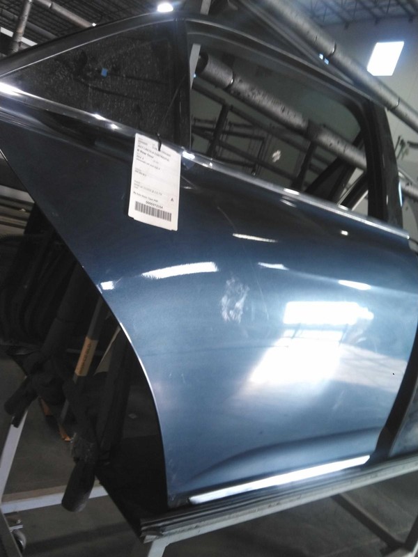 2017 Lincoln Continental Rear Right Door Blue - Good Condition, No Rust