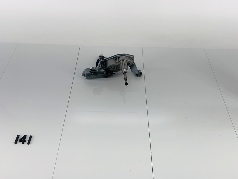11-13 KIA SORENTO REAR BACK DOOR LIFTGATE GLASS WIPER WASHER ARM MOTOR OEM