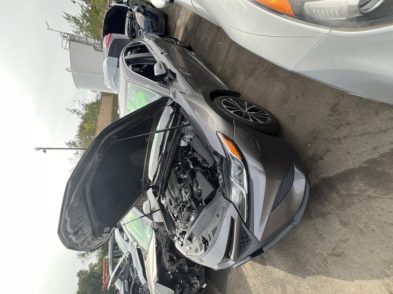 2020 Toyota Camry Suspension Assembly Grey 79K Miles OEM Parts