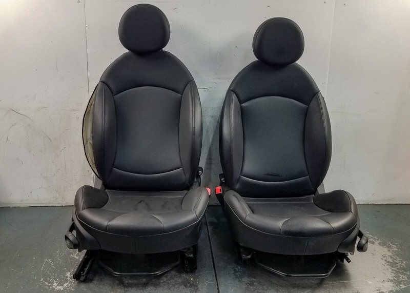 2013 Mini John Cooper WorksManual Seat Set - * #4919 A3