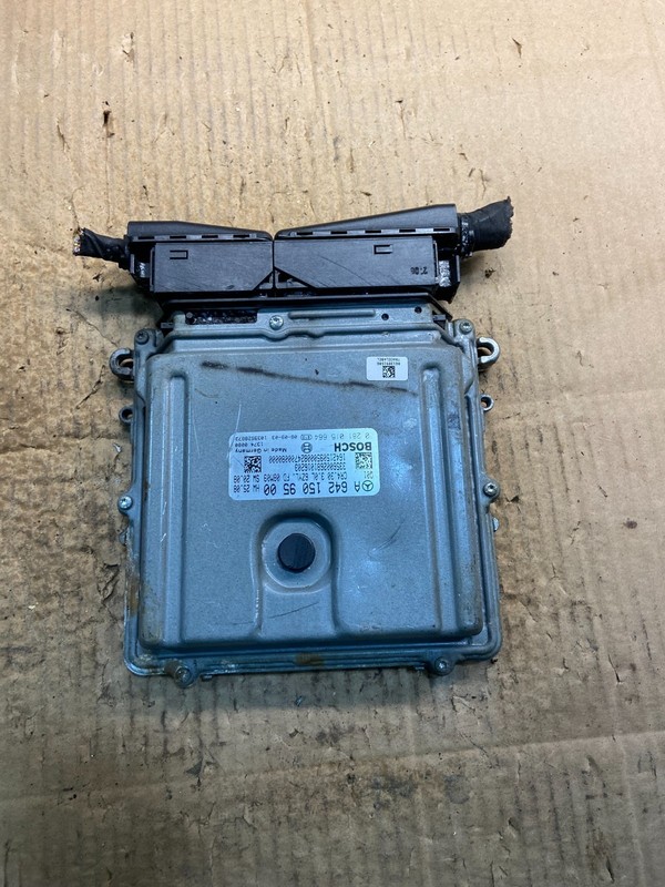 2007 to 2009 Mercedes Sprinter ECU ECM Engine Control Module Unit OEM y3707 DG