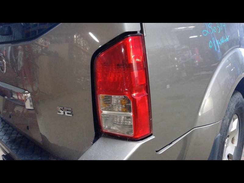 Passenger Tail Light Quarter Mounted Fits 05-12 PATHFINDER 1669454