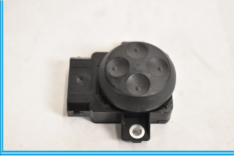 08-16 AUDI A5 Left Driver Side Lumbar Control Switch