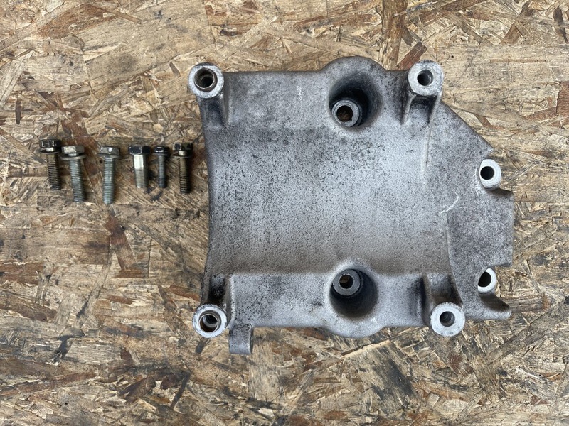 95-98 BMW E38 750iL AC Air Conditioning Compressor Climate Support Bracket OEM