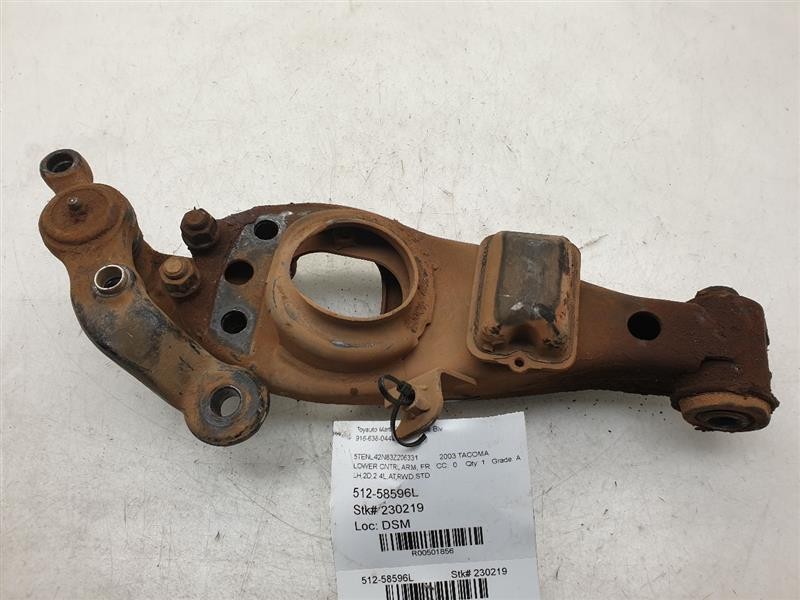 01-04 TOYOTA TACOMA 2.4L FWD AT DRVER SIDE FRONT LOWER CONTROL ARM ASSEMBLY
