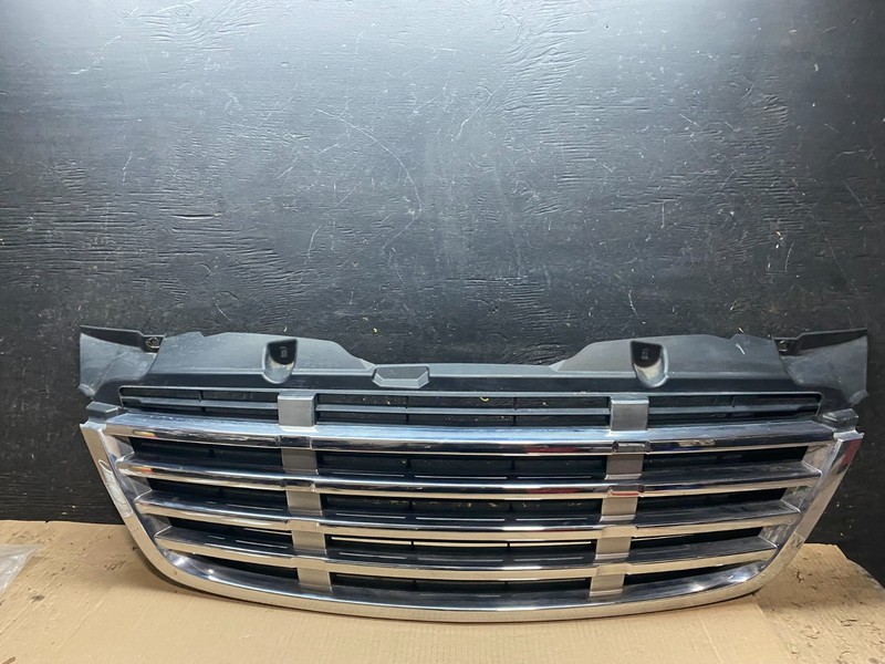 2009 to 2011 Freightliner Sprinter Front Upper Chrome Grill Grille X7587 DG