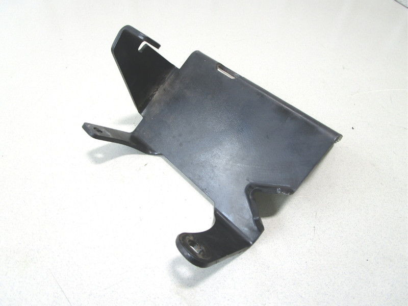 862055T 863211T01 Alternator Mounting Bracket for Mercruiser V6 V8 Sterndrive