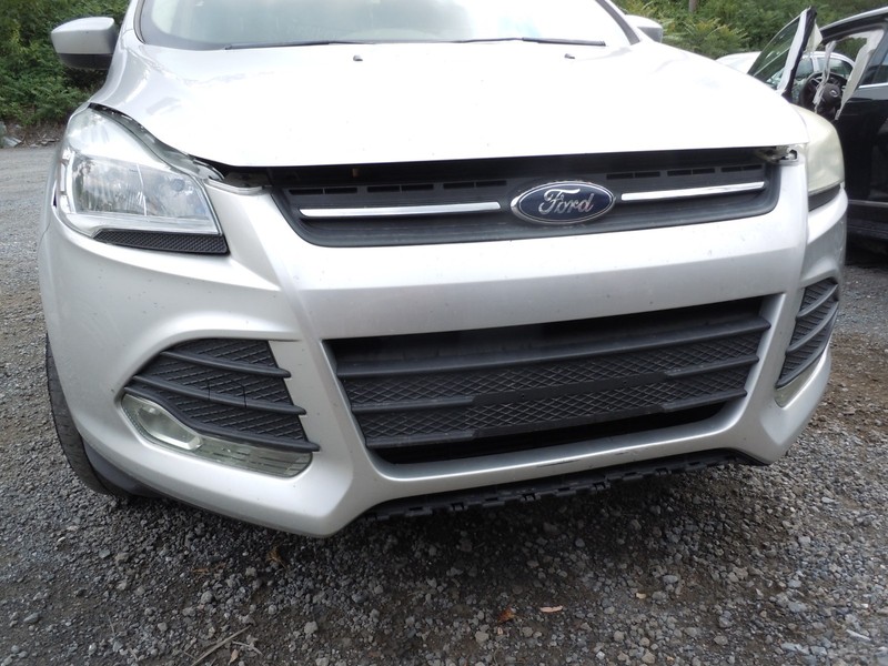 2013-2016 Ford Escape Front Bumper Cover W/ Grilles & Fogs OEM UX W/O Auto Park
