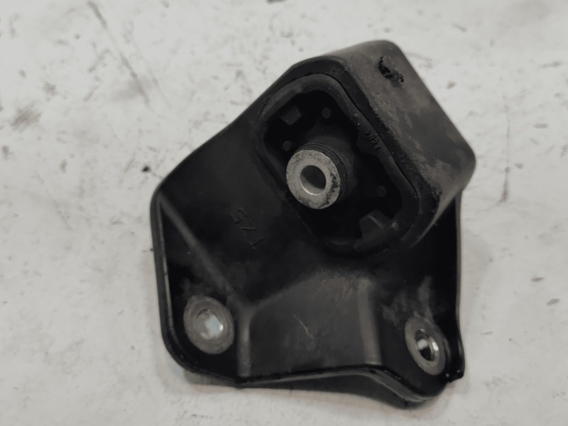 2017-2020 Acura MDX 3.5L 9-Speed Auto Transmission Mount Support Bracket OEM