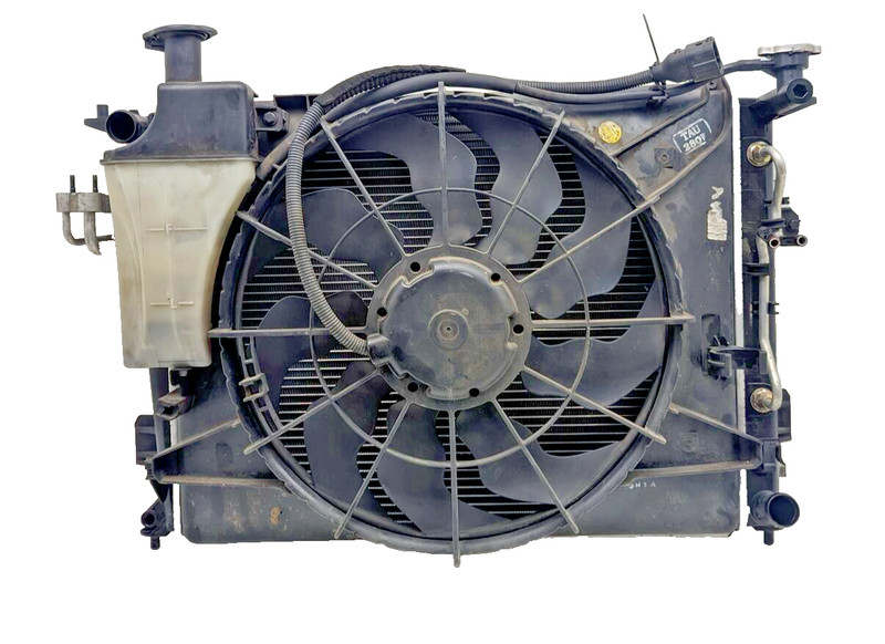 2009-2012 Hyundai Genesis 4.6L Sedan Radiator Fan Complete Assembly OEM