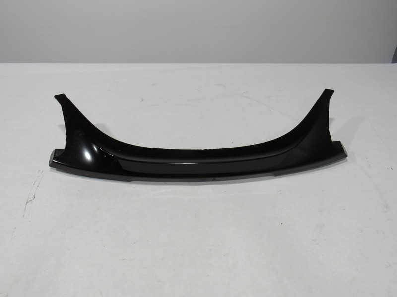 14-20 BMW I8 2015 Rear Center Bumper Spoiler W/O Brake Light ;:Y