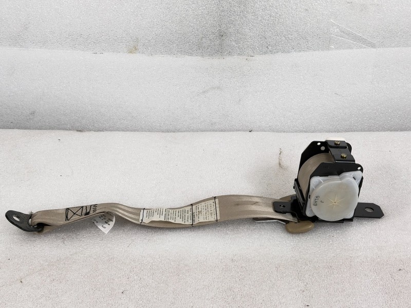 00 - 01 NISSAN MAXIMA RIGHT PASSENGER REAR SEAT BELT RETRACTOR