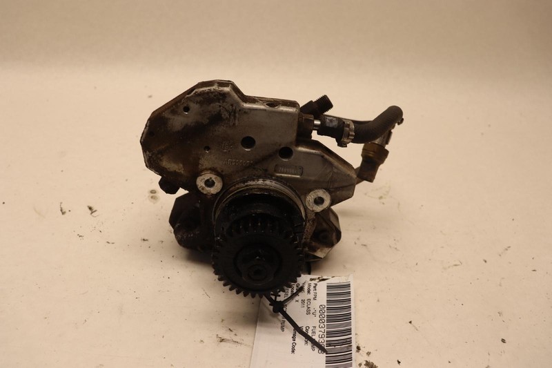 2011-2013 MERCEDES E-CLASS E350 W212 DIESEL DIESEL INJECTION FUEL PUMP OEM