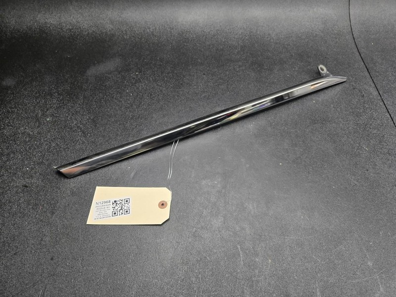 Left Quarter Panel Upper Molding 2022 Nissan Rogue 768A5-6RA0A 2021 2023 - 2025