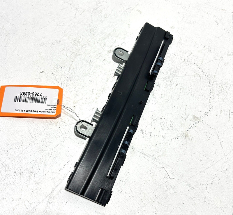 2010-2012-2013 MERCEDES BENZ S550 ROOF ANTENNA AMPLIFIER MODULE W/ KEYLESS OEM