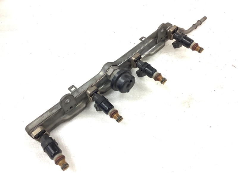 03-07 Accord 2.4L (CA) Engine Intake Injector Rail Gas Pipe Tube Line Used OEM