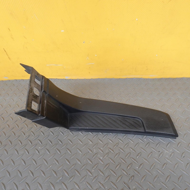 2022-2024 FORD MAVERICK LEFT QUARTER FORWARD UPPER MOLDING TRIM NZ6B-E290E31-A