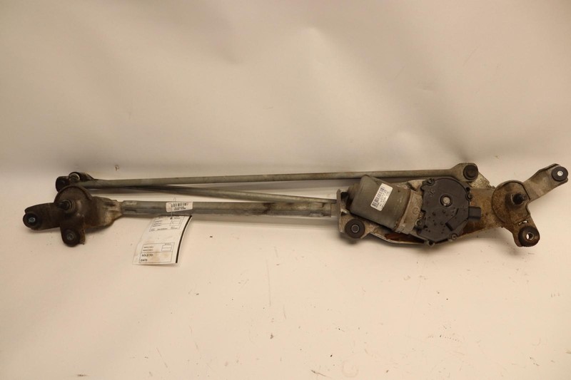 2007-2021 TOYOTA TUNDRA FRONT WINDSHIELD WIPER TRANSMISSION LINKAGE W/ MOTOR OEM