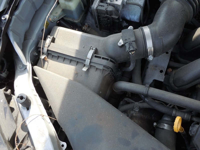 2011-2013 Subaru Forester Air Cleaner Housing Box W/O Turbo OEM