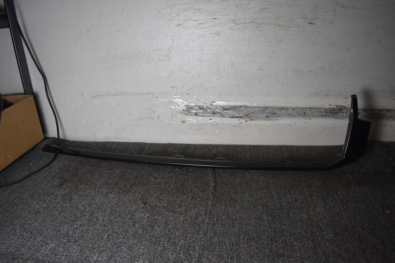 2021 BMW M4 REAR LEFT BUMPER STRIP FACTORY OEM