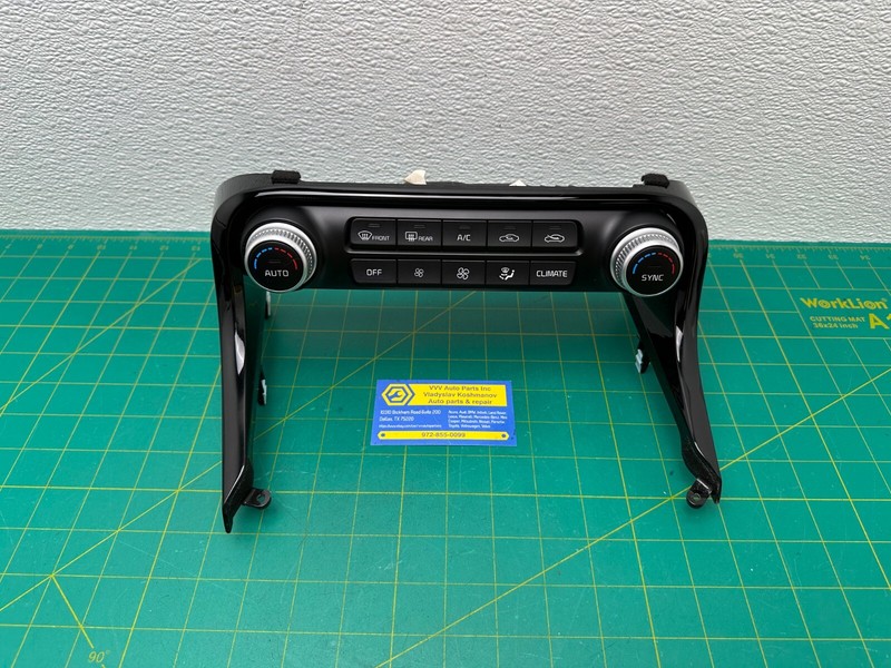 18-23 KIA STINGER - HVAC A/C AC HEATER CLIMATE CONTROL SWITCH UNIT W/ TRIM OEM
