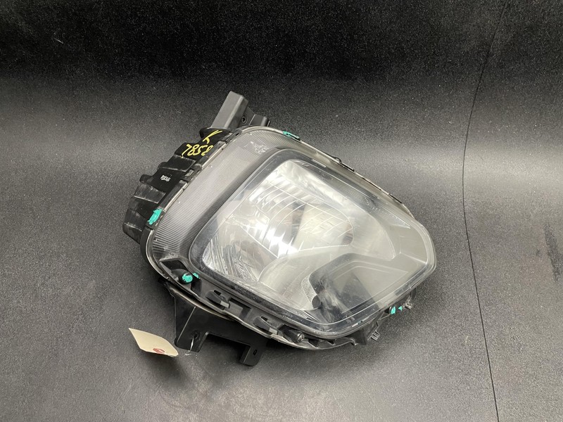 Front Right Headlight Headlamp 2020 Kia Soul 92102-K0040 2021 2022