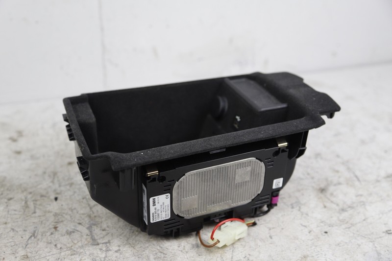 16-19 BMW 750 G11 G12 CONSOLE STORAGE COMPARTMENT TRAY & CHARGING DEVICE OEM