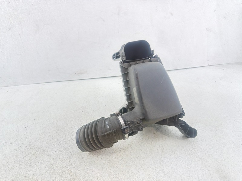2020-2024 BUICK ENCORE GX AIR CLEANER INTAKE BOX ASSEMBLY oem