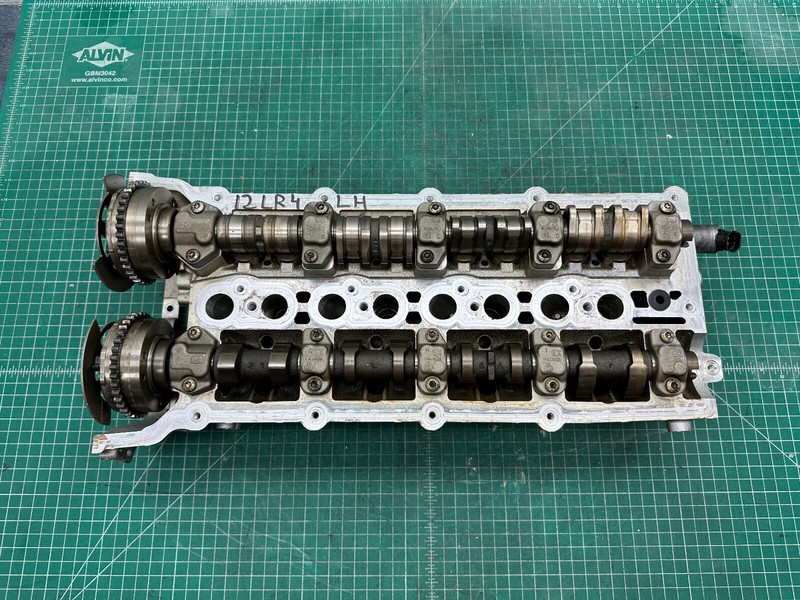 10-13 LAND ROVER LR4 engine LEFT DRIVER SIDE CYLINDER HEAD OEM