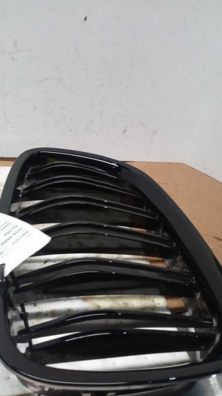 2016 BMW 550i GT Grille Black 4WD 4.4L V8 Used OEM Part NJ25-17473-446279