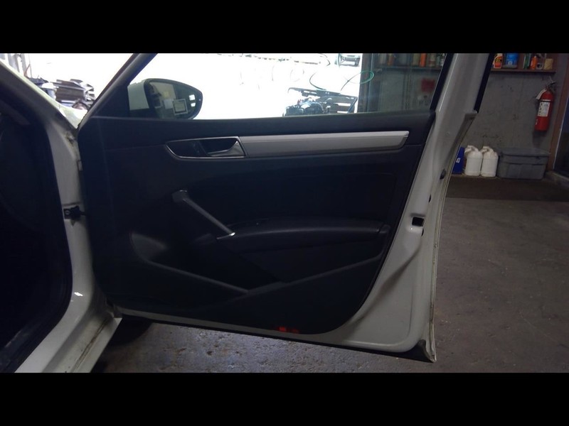 2019 PASSAT Passenger Right Front Door Trim Panel 1619280