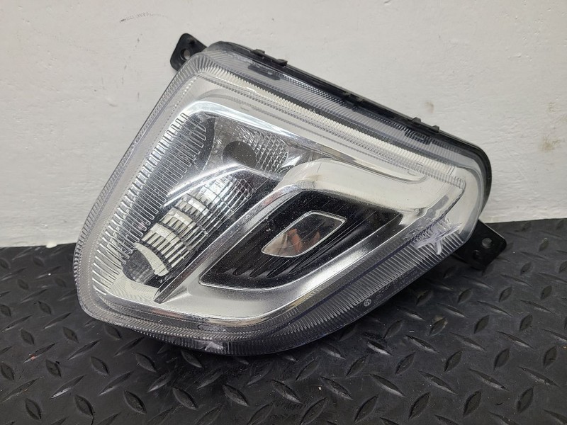 18-21 Chevrolet Equinox Right Passenger Halogen Fog Lamp OEM 84226250