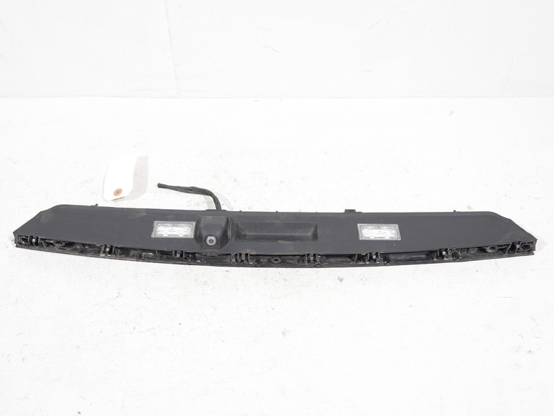 2016-2019 BMW 750iG12 TRUNK LID HANDLE TRIM W/ LICENSE PLATE LIGHT OEM