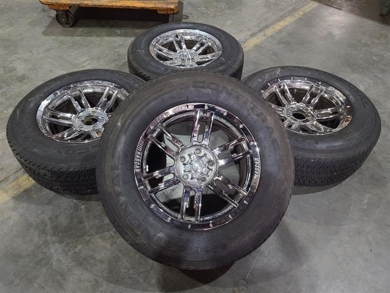 Set Wheels VIN W 6th Digit Jk Body 18x7-1/2 7 Spoke Fits 12-18 WRANGLER 549993