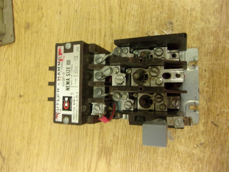 Cutler Hammer A11A-1 Motor Starter Size 00 6-21-3 3PH A161 *FREE SHIPPING*