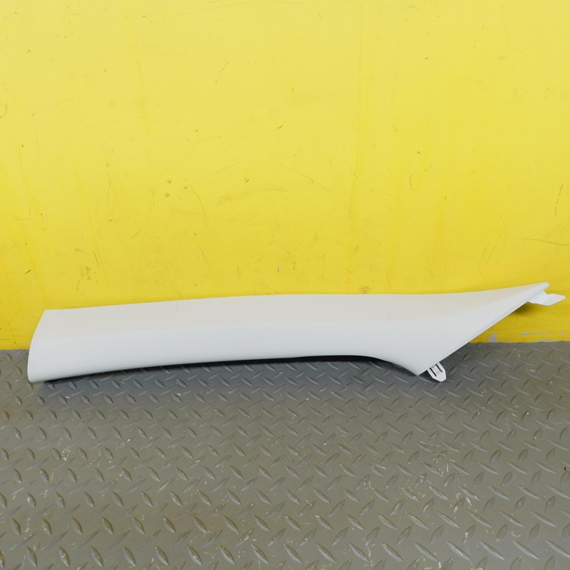 2022-2024 HYUNDAI IONIQ 5 WINDSHIELD LEFT SIDE A PILLAR TRIM COVER PANEL OEM
