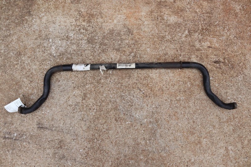 2004-2006 PORSCHE CAYENNE 4.5L FRONT DISENGAGEABLE STABILIZER SWAY BAR OEM