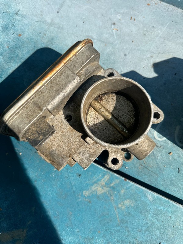 07-17 PATRIOT COMPASS CALIBER SEBRING AVENGER JOURNEY OEM 2.0 2.4 THROTTLE BODY